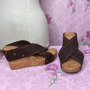 🌹 Montego Bay Club 🌹 NWOT Brown Corkscrew Slip On Platform Wedge Sandals